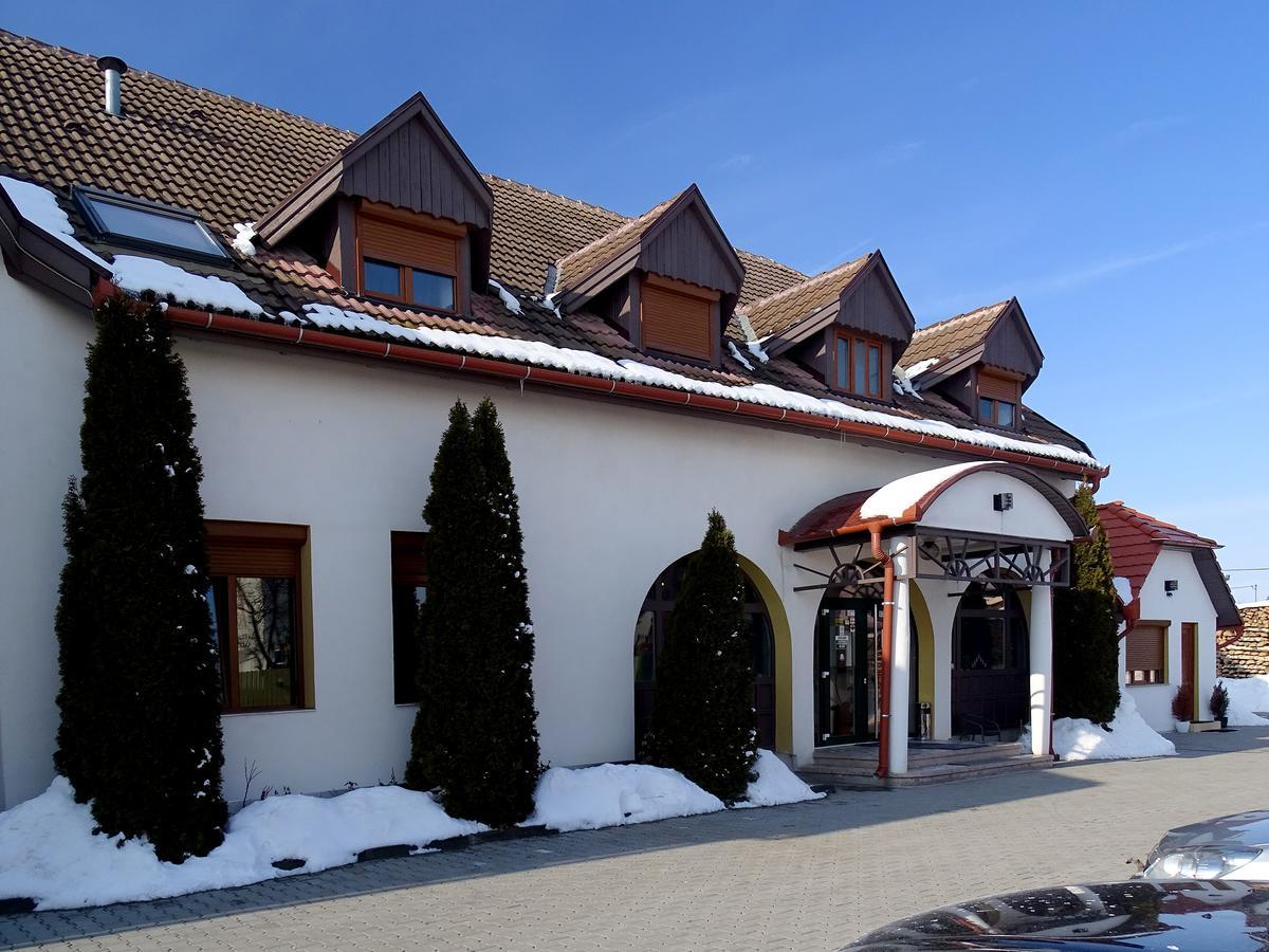 Prince Hotel Miercurea Ciuc Exteriér fotografie